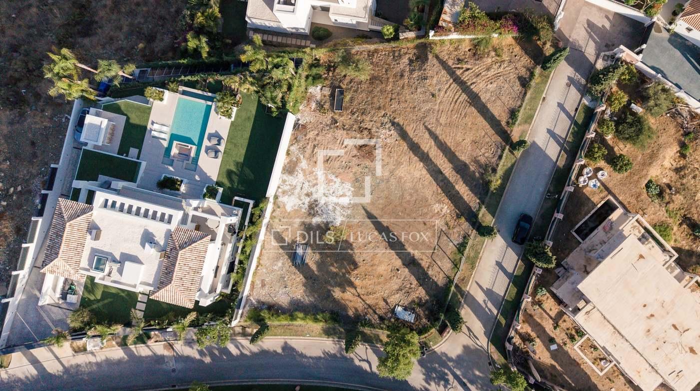 Plot for Sale in Benahavís