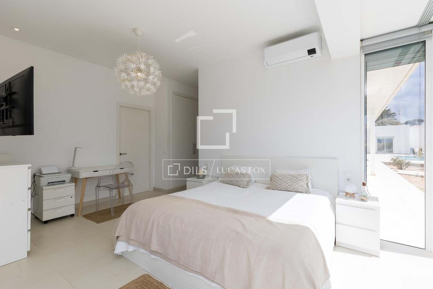 House for Sale in Sant Lluís