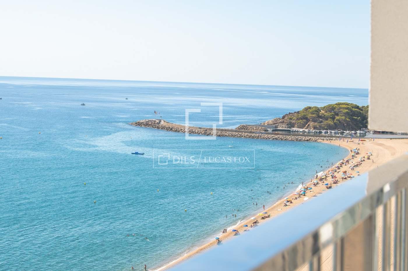 Apartment for Sale in Castell-Platja d'Aro
