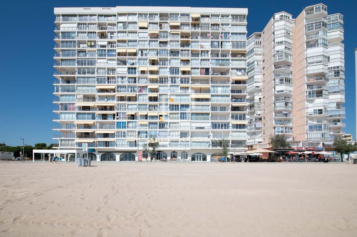 Apartment for Sale in Castell-Platja d'Aro