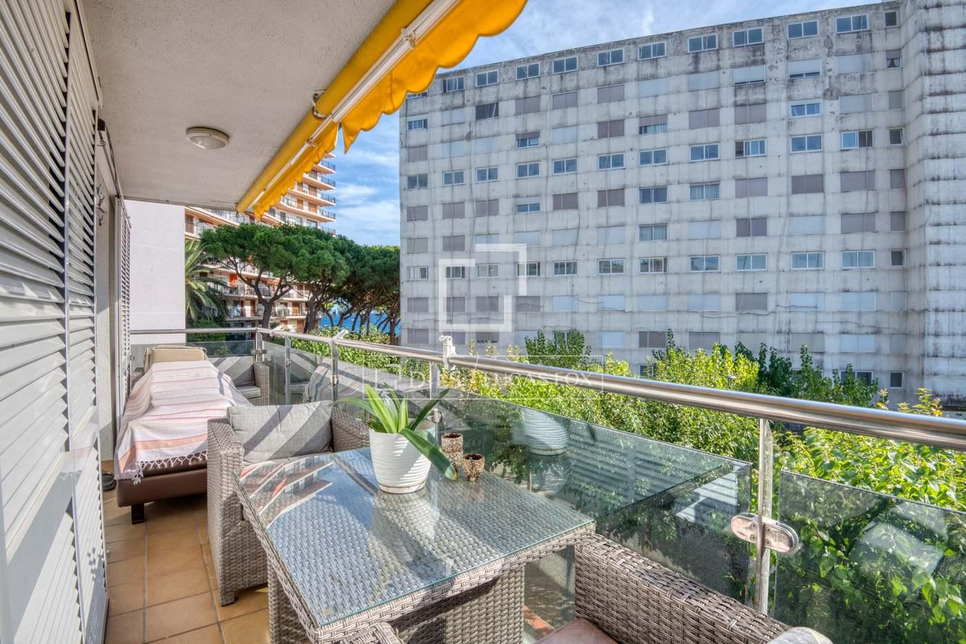 Apartment for Sale in Castell-Platja d'Aro