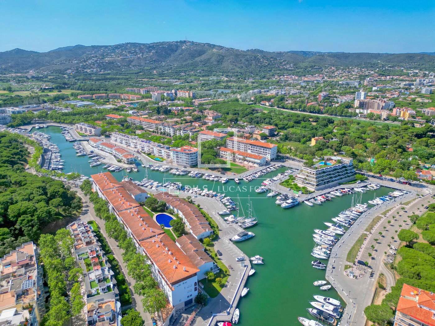 Apartamento en Venta en Castell-Platja d'Aro