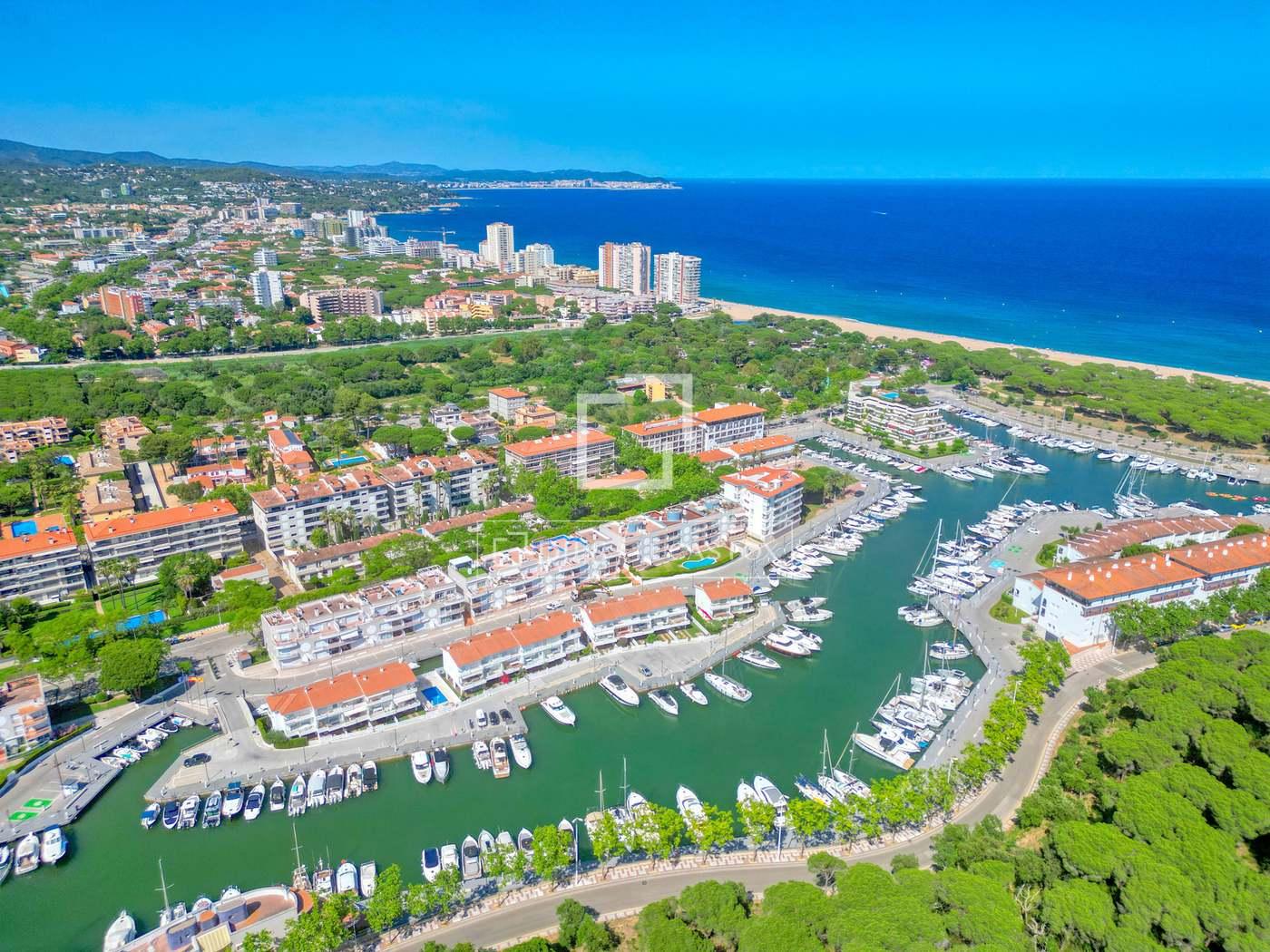 Apartamento en Venta en Castell-Platja d'Aro