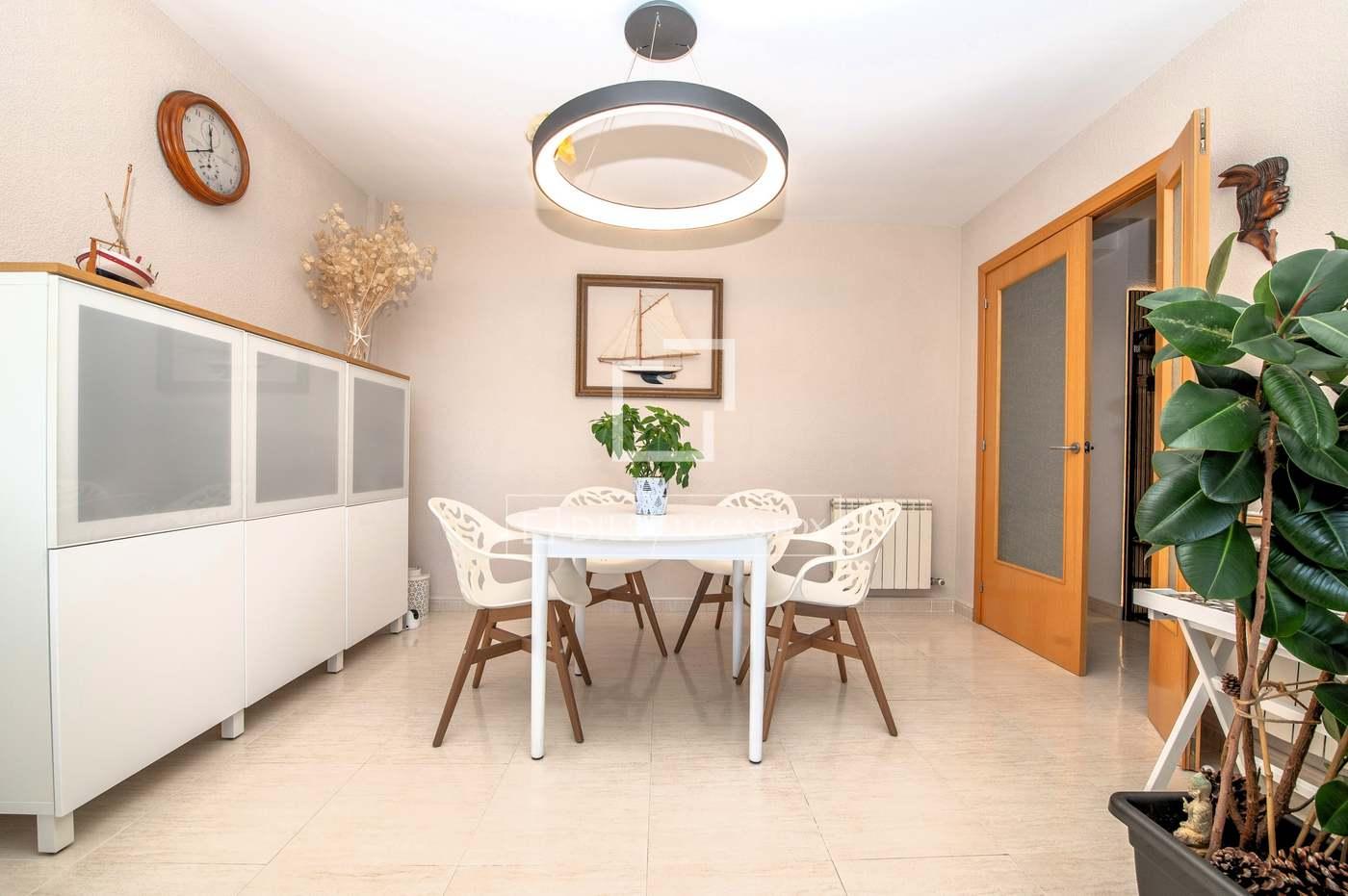 Apartment for Sale in Castell-Platja d'Aro