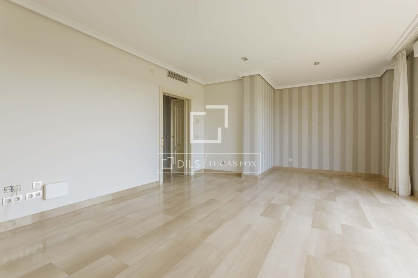 Apartment for Sale in Pozuelo de Alarcón