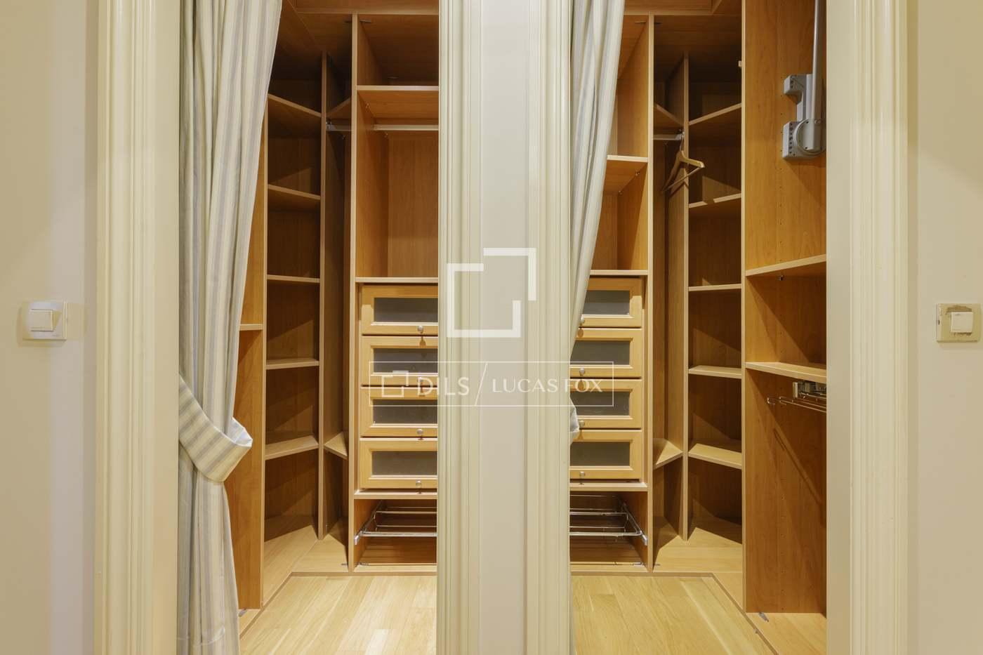 Apartment for Sale in Pozuelo de Alarcón
