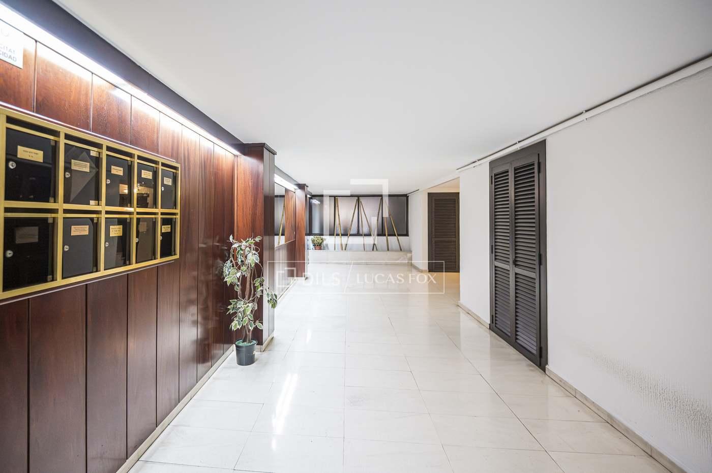 Apartment for Sale in Sant Cugat del Vallès