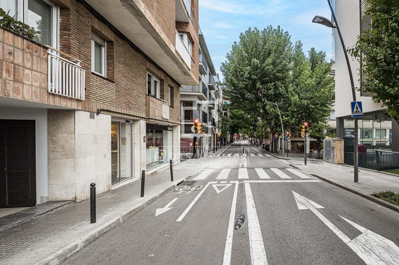 Apartment for Sale in Sant Cugat del Vallès