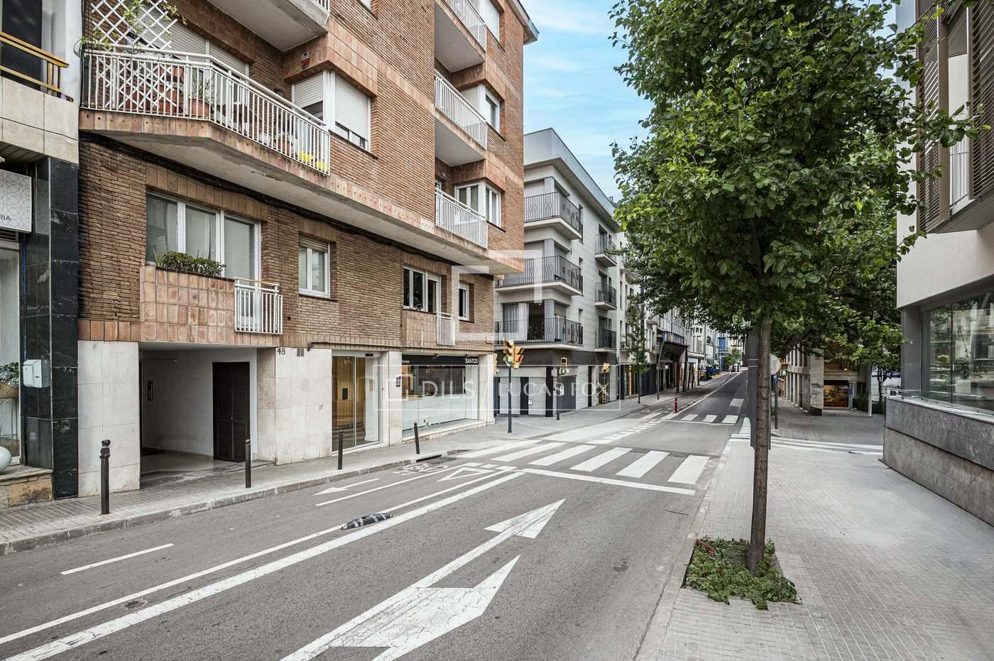 Apartment for Sale in Sant Cugat del Vallès