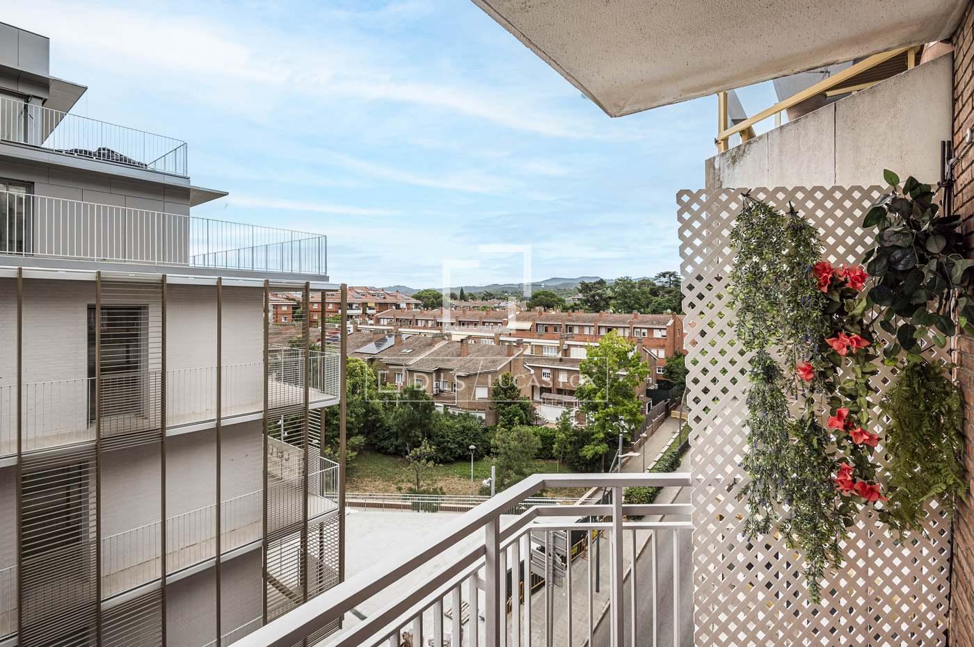 Apartment for Sale in Sant Cugat del Vallès
