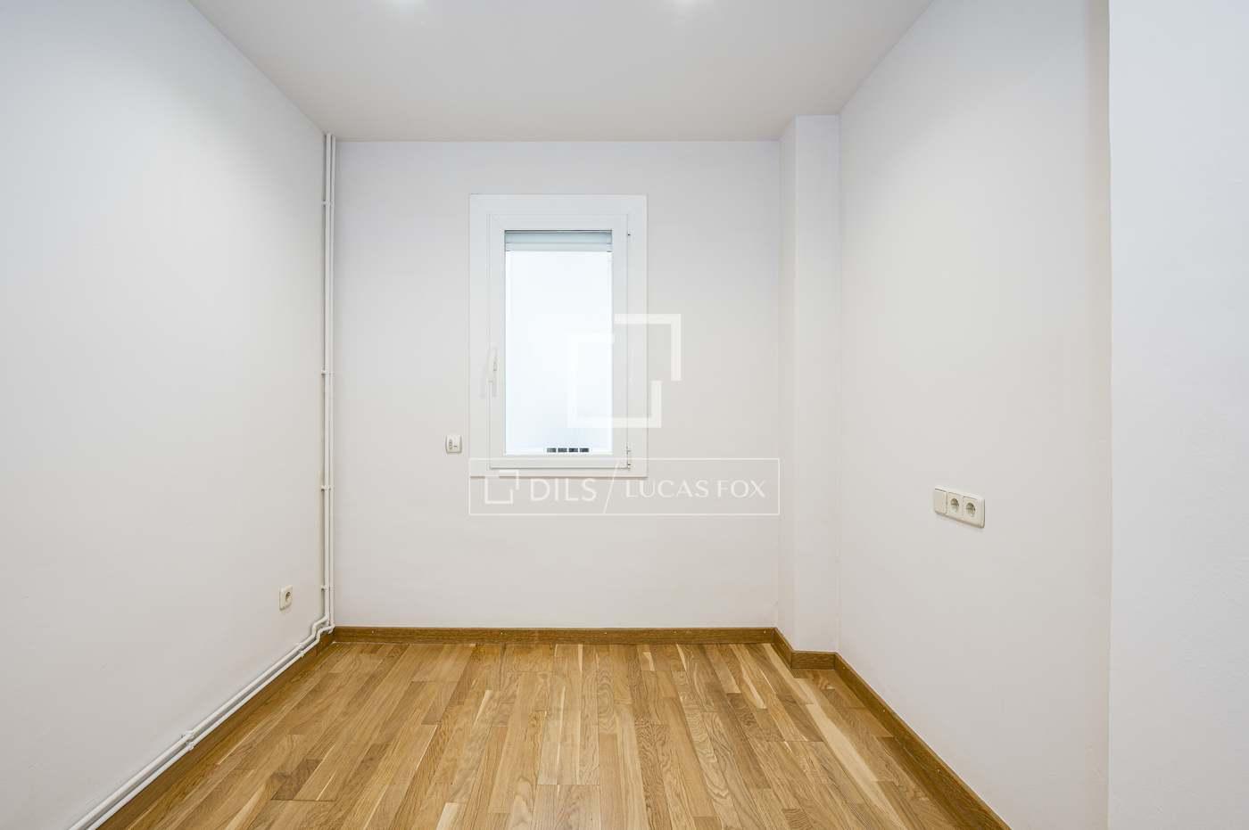 Apartment for Sale in Sant Cugat del Vallès
