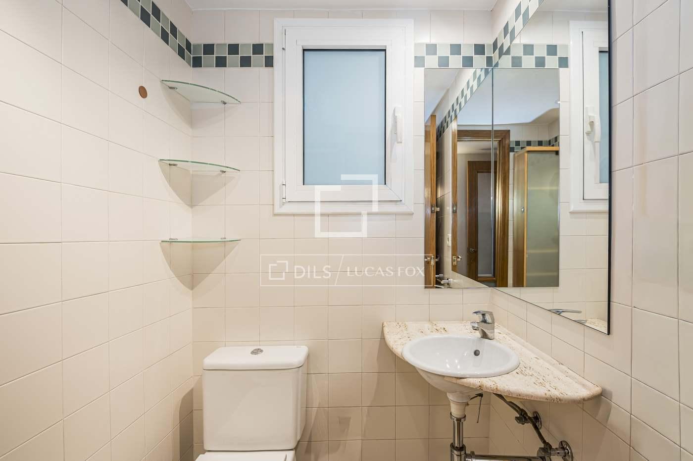 Apartment for Sale in Sant Cugat del Vallès