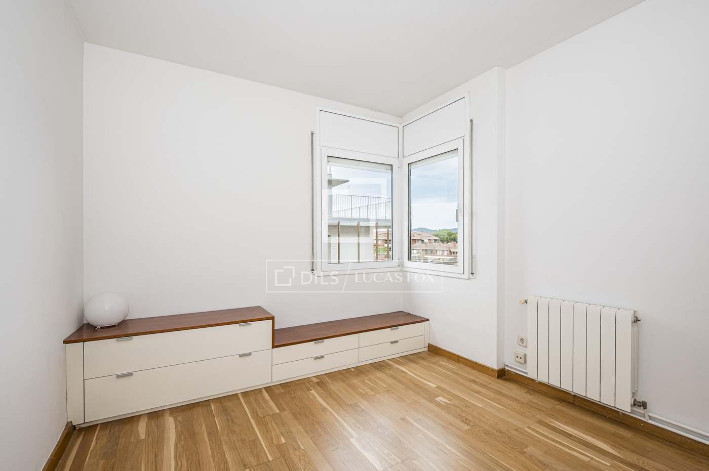 Apartment for Sale in Sant Cugat del Vallès