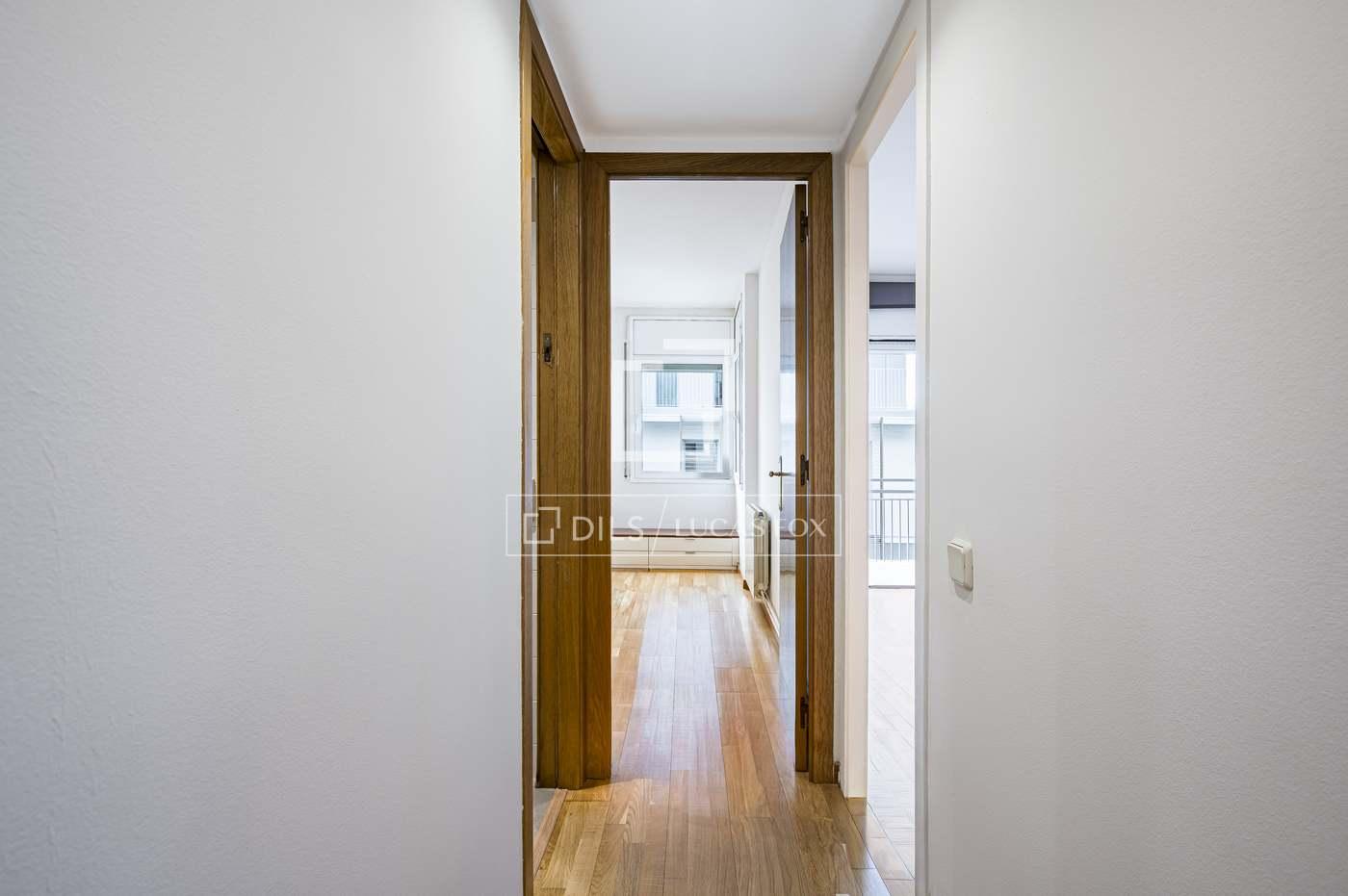 Apartment for Sale in Sant Cugat del Vallès