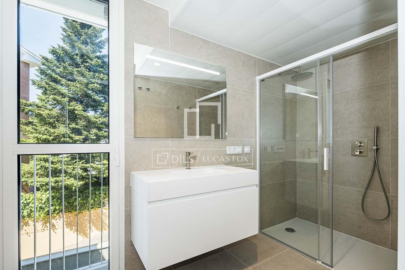 Apartment for Sale in Sant Cugat del Vallès