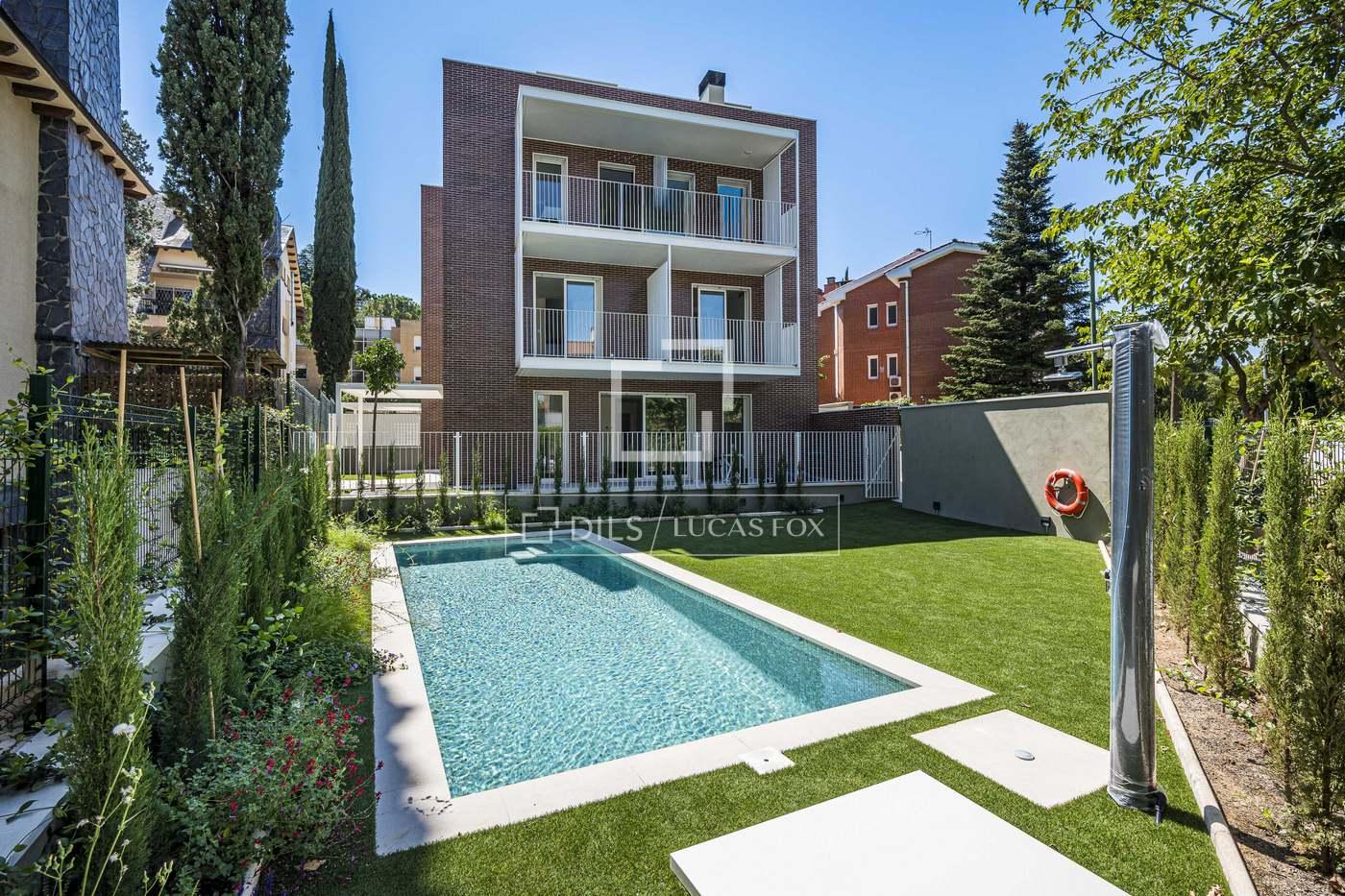 Apartment for Sale in Sant Cugat del Vallès
