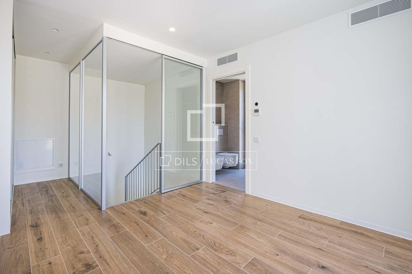 Apartment for Sale in Sant Cugat del Vallès