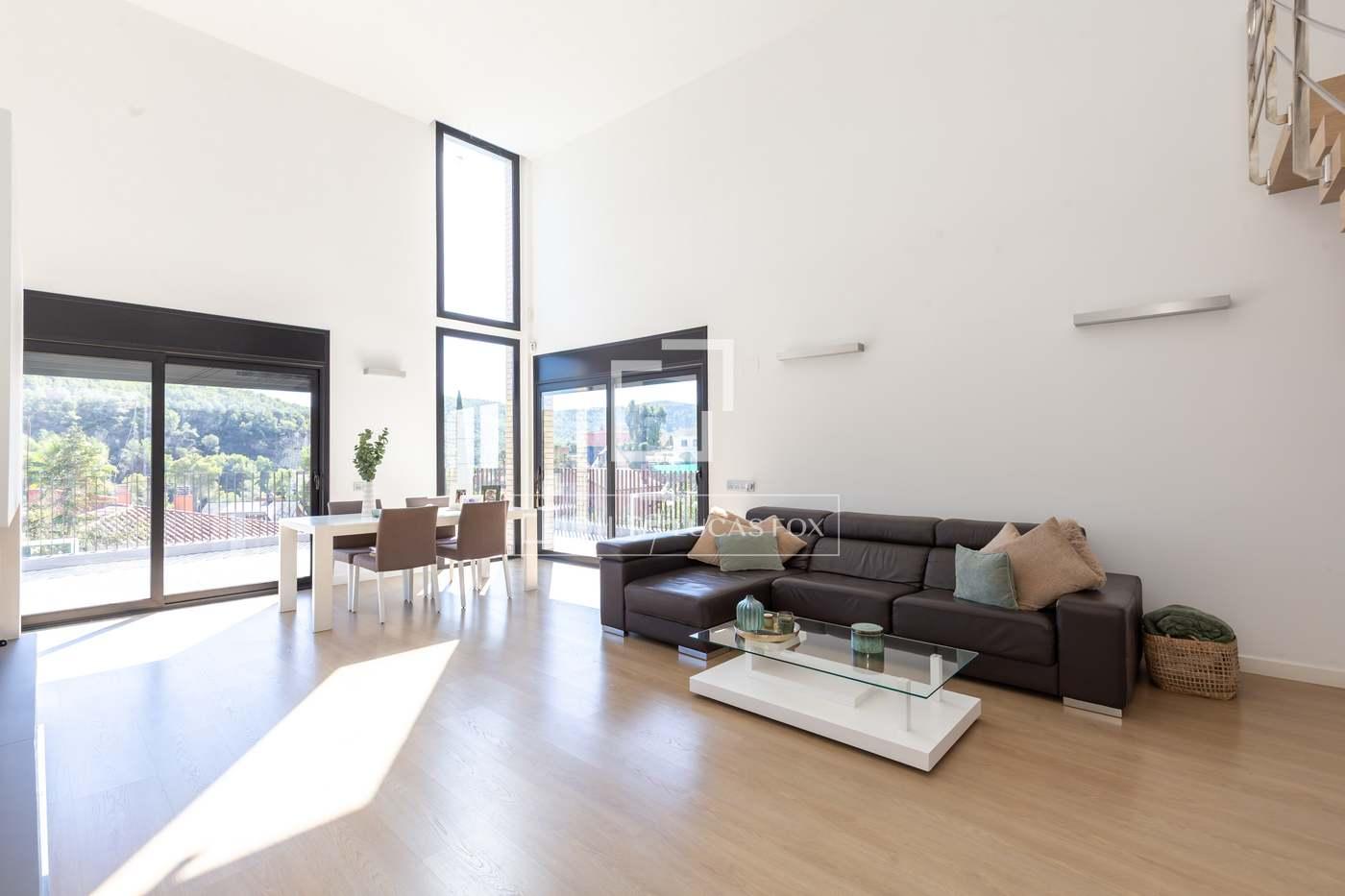 House for Sale in Vallirana