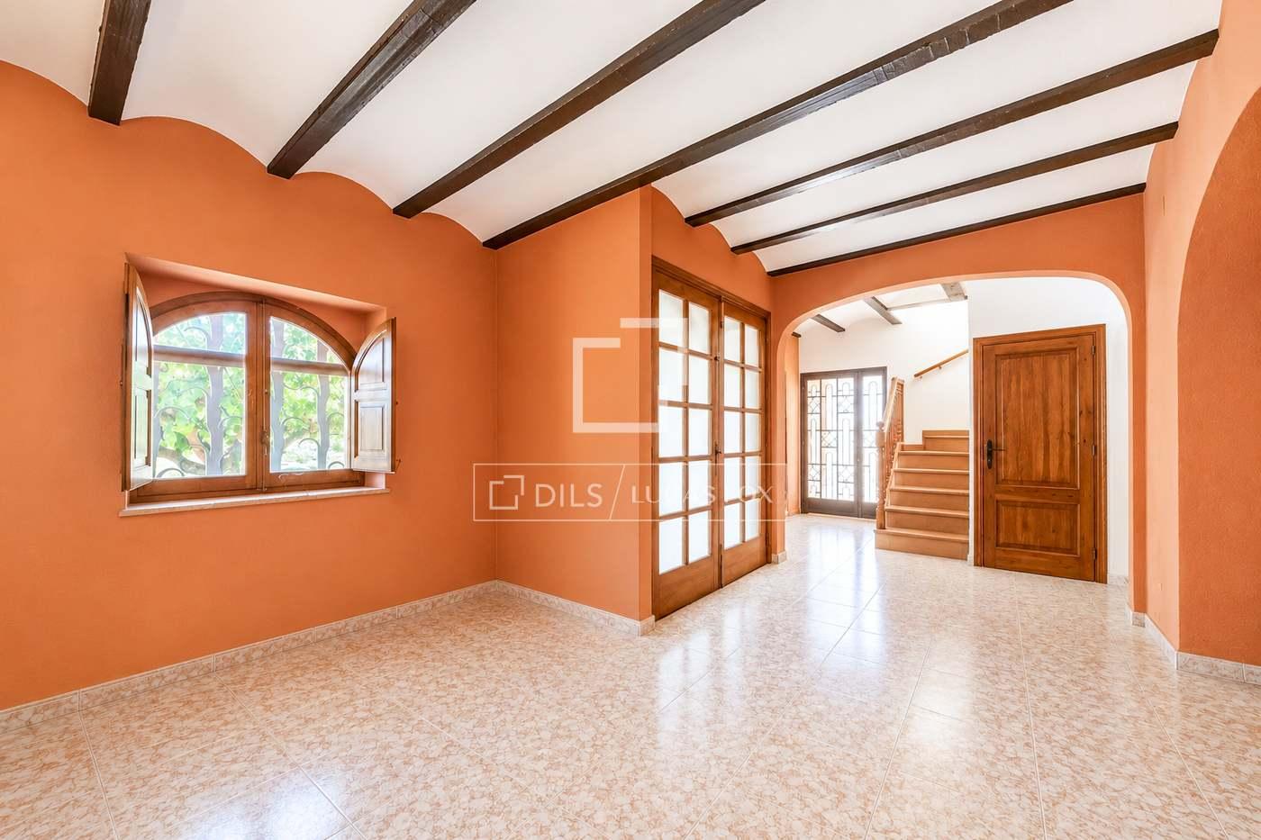 House for Sale in La Bisbal del Penedès