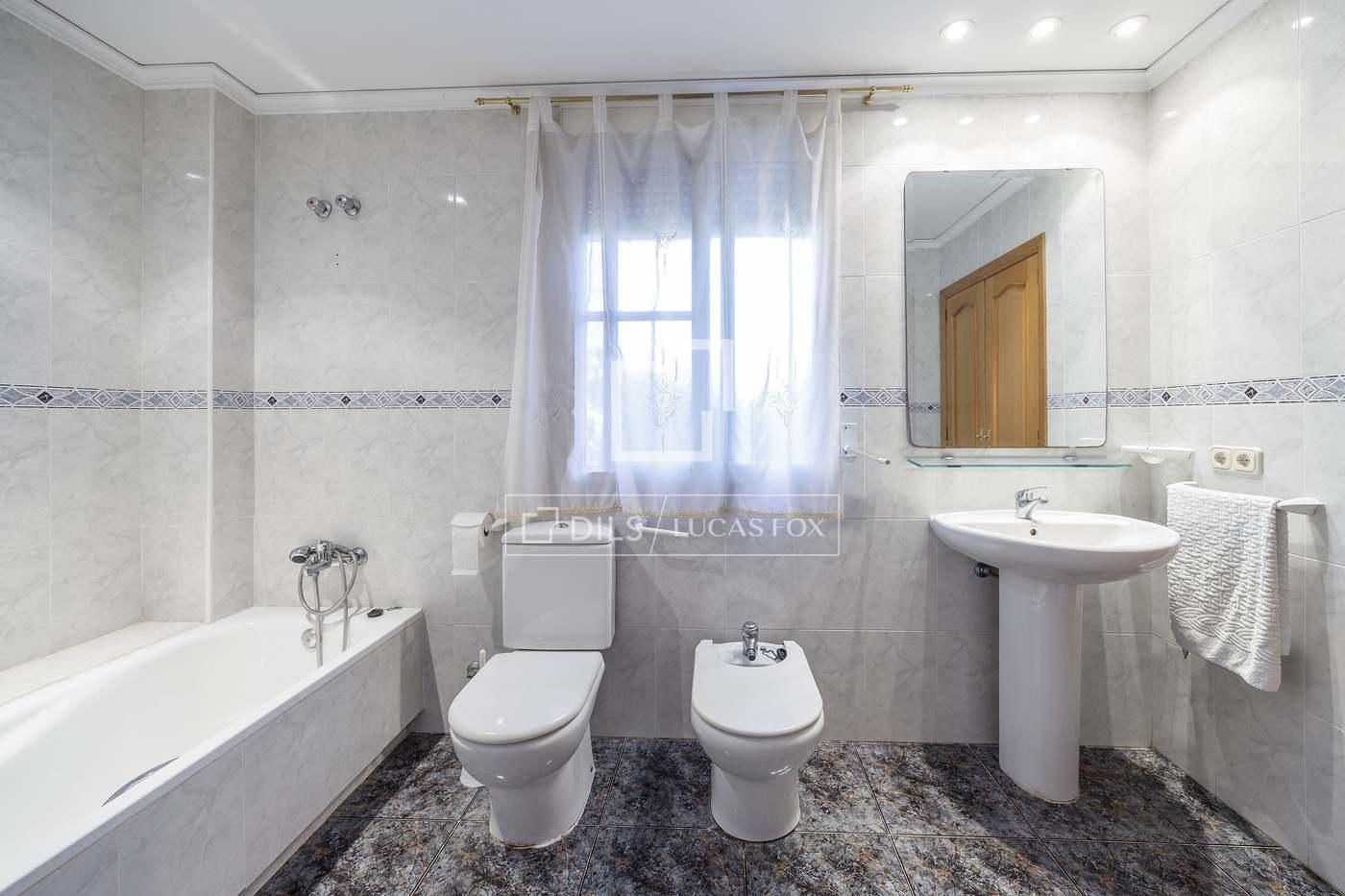 House for Sale in Puçol