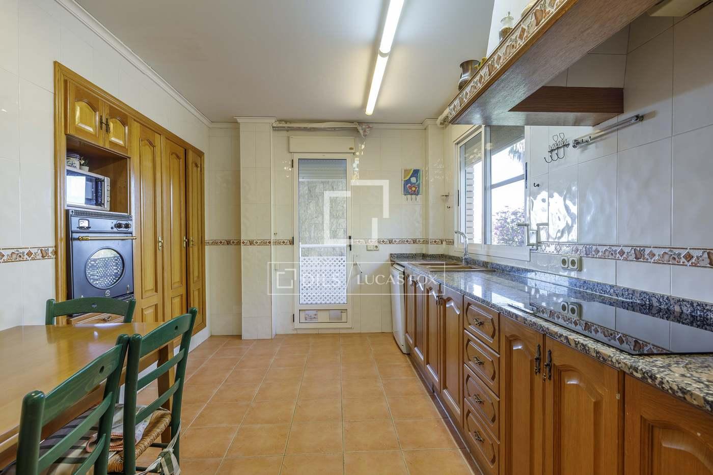 House for Sale in Puçol