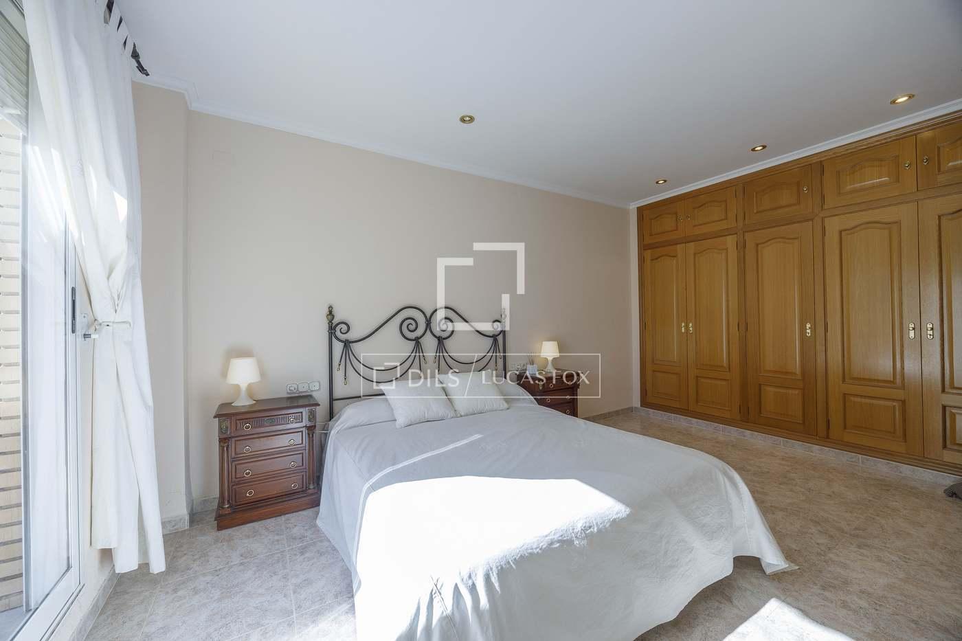 House for Sale in Puçol