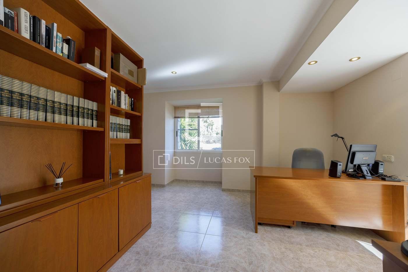 House for Sale in Puçol