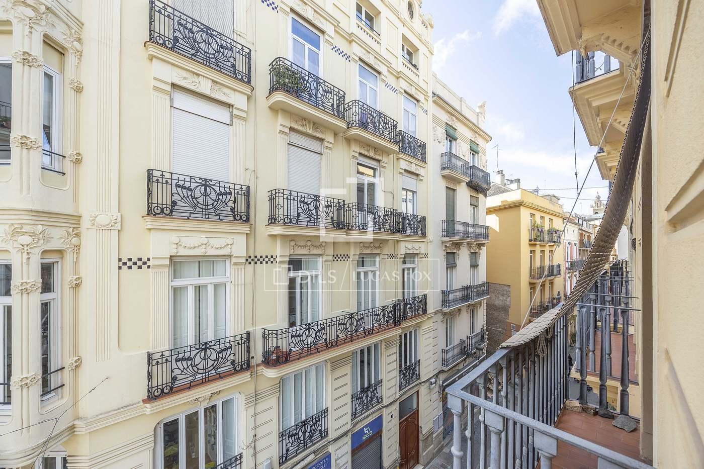 Apartment for Sale in Valencia