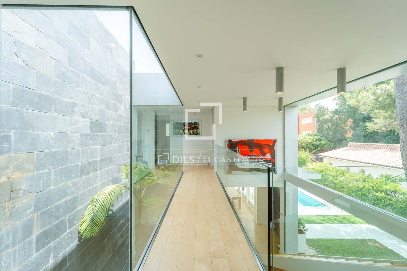 House for Rent in Godella