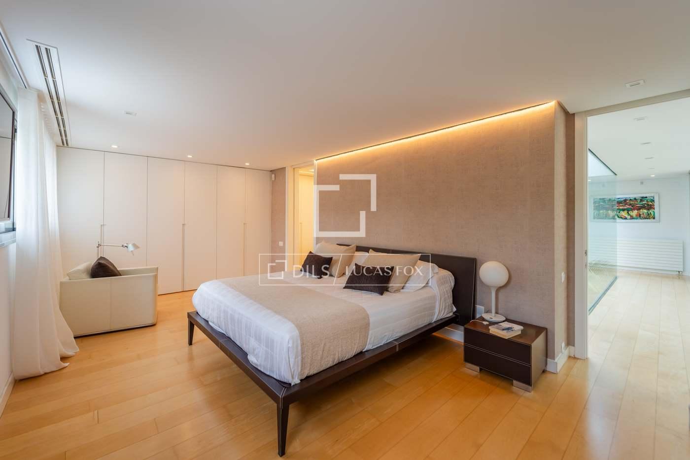 House for Rent in Godella