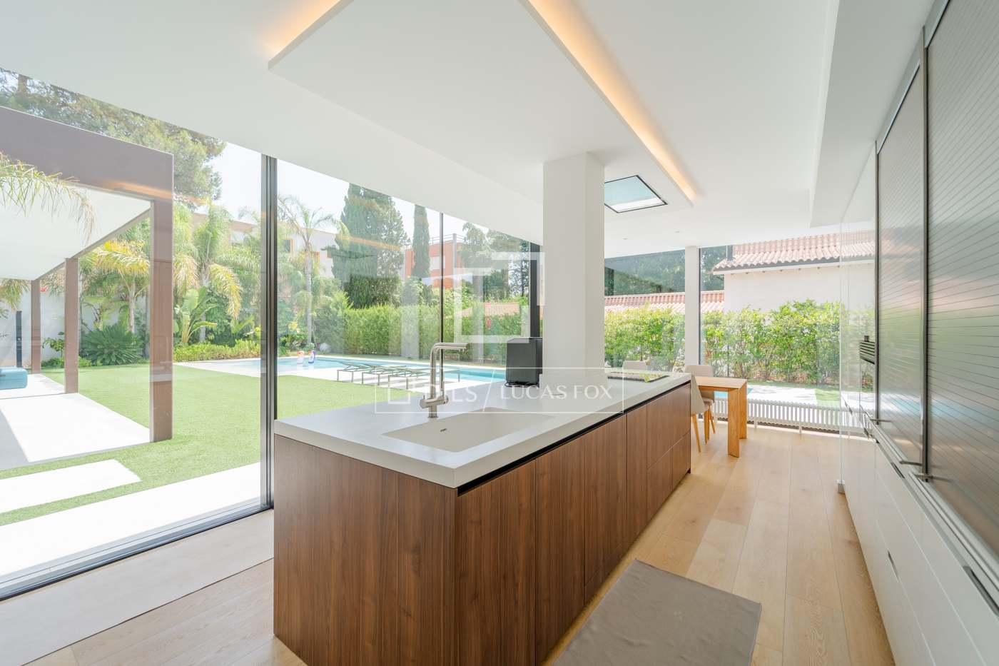 House for Rent in Godella