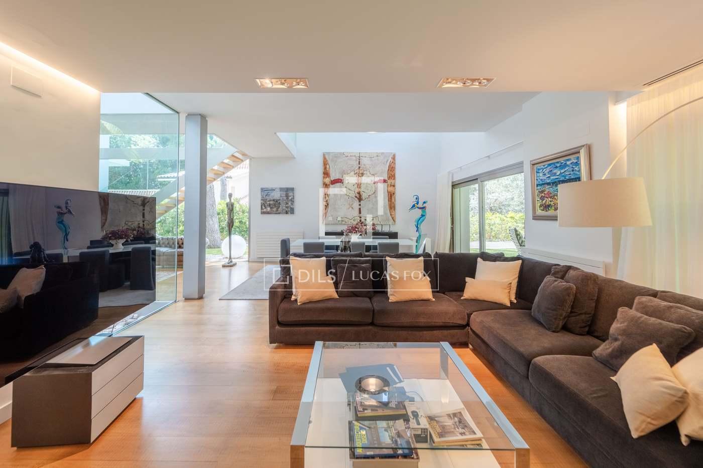 House for Rent in Godella