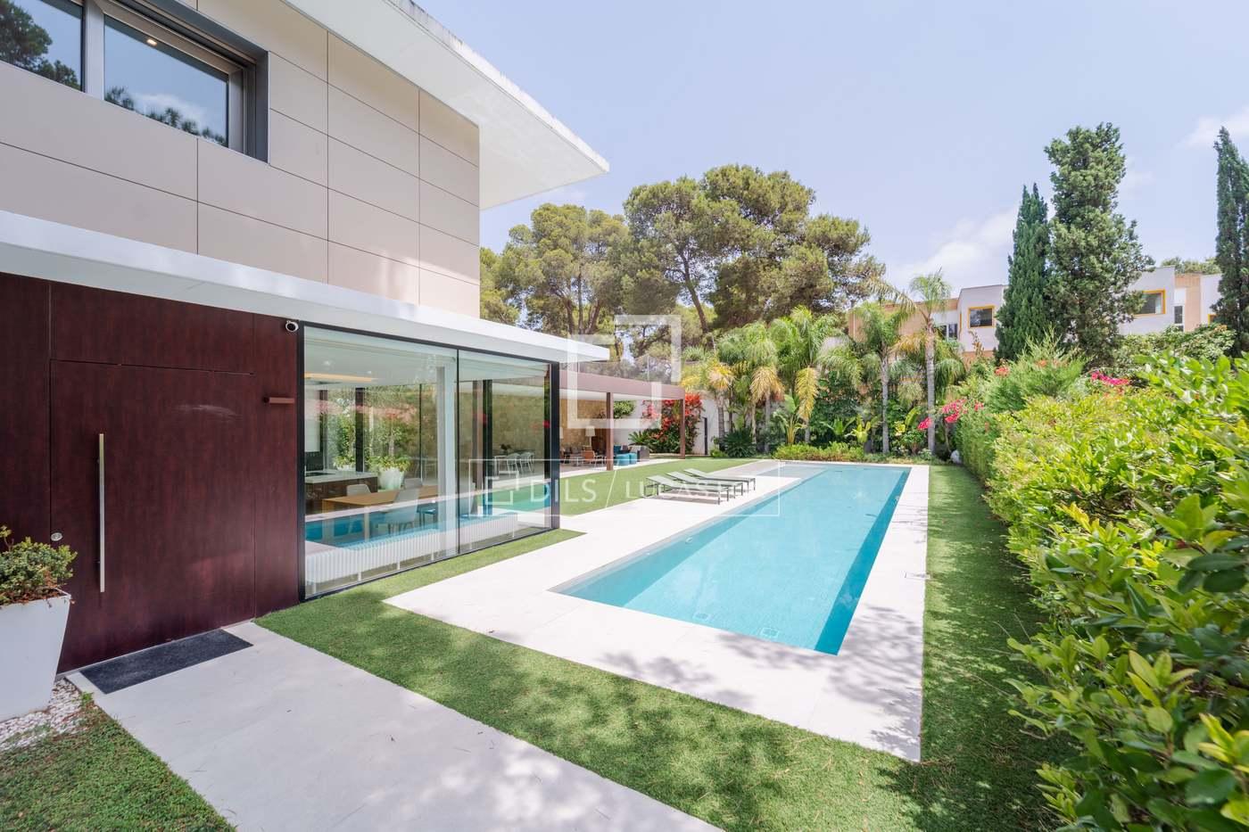 House for Rent in Godella
