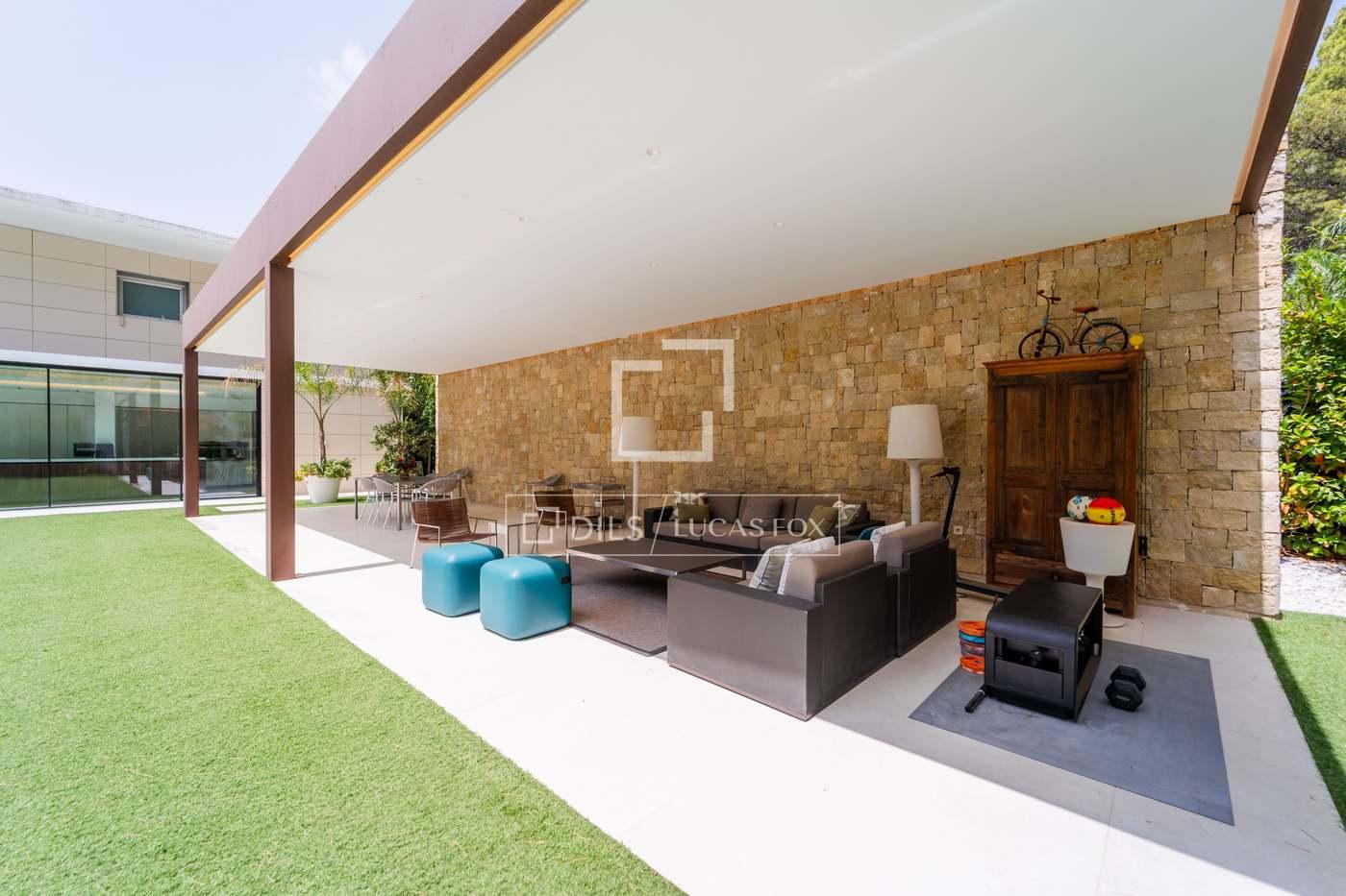 House for Rent in Godella