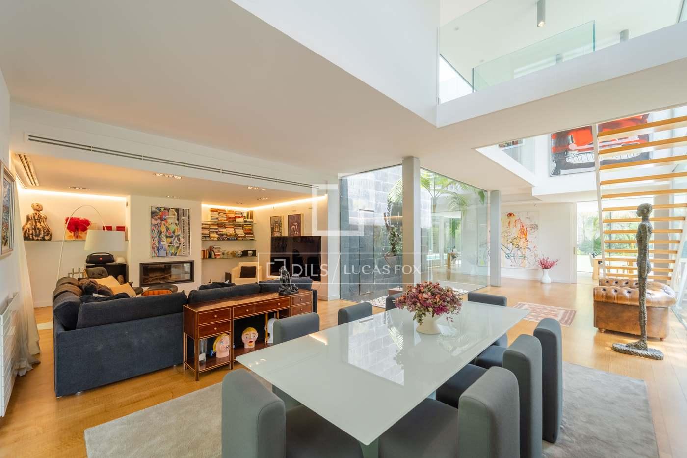 House for Rent in Godella