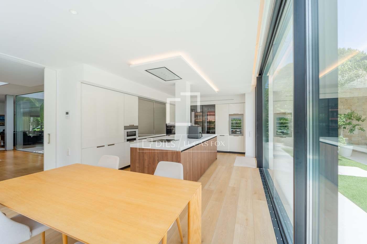House for Rent in Godella