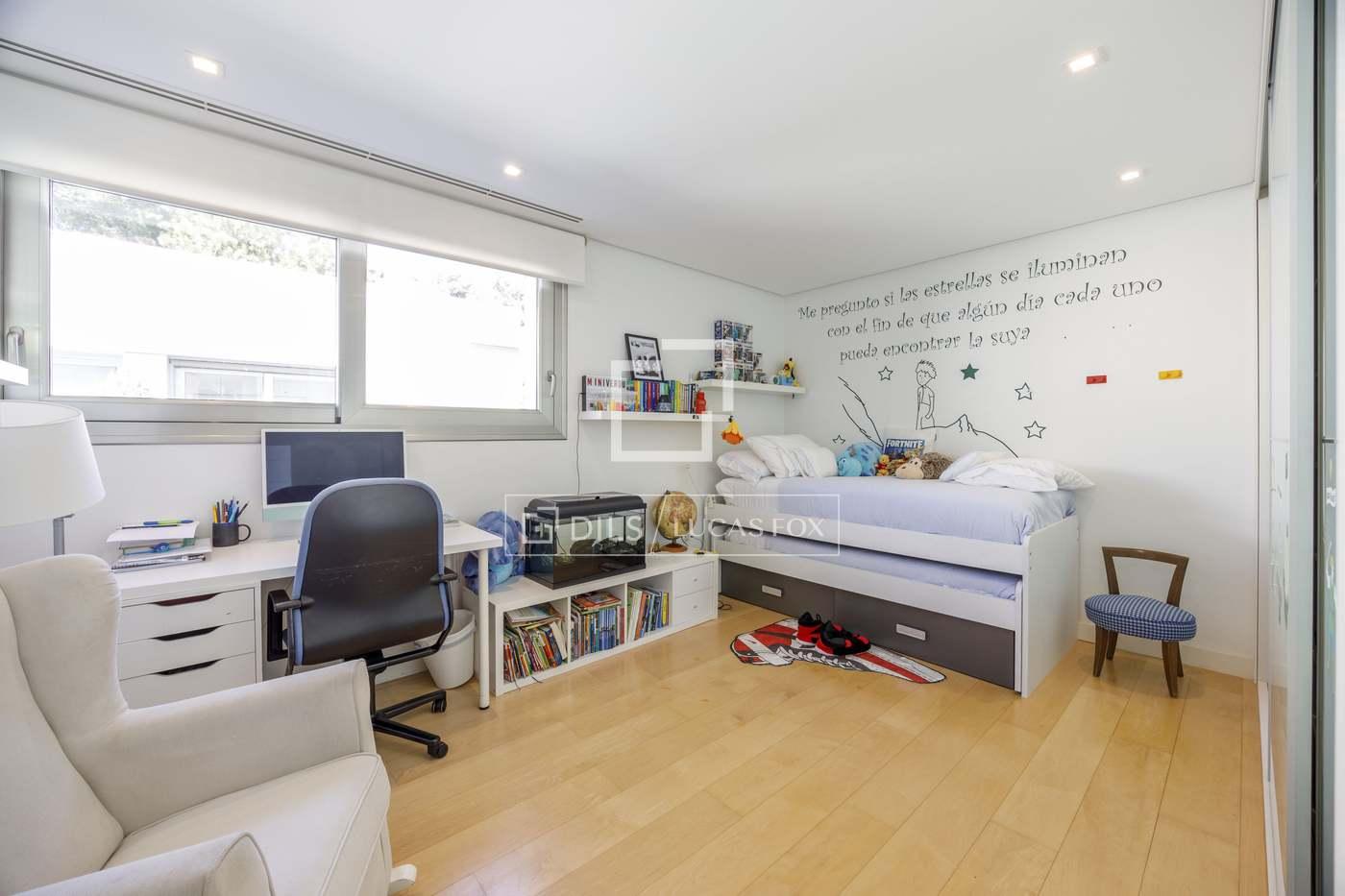 House for Rent in Godella
