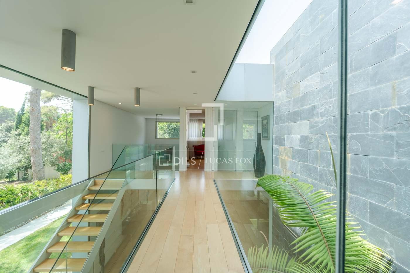 House for Rent in Godella