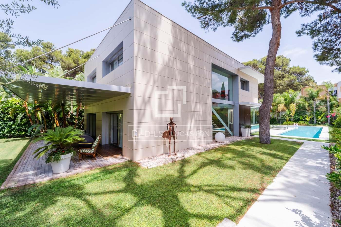 House for Rent in Godella