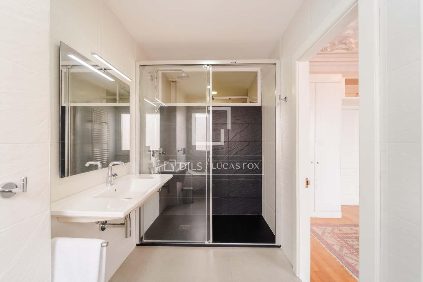Apartment for Sale in Valencia