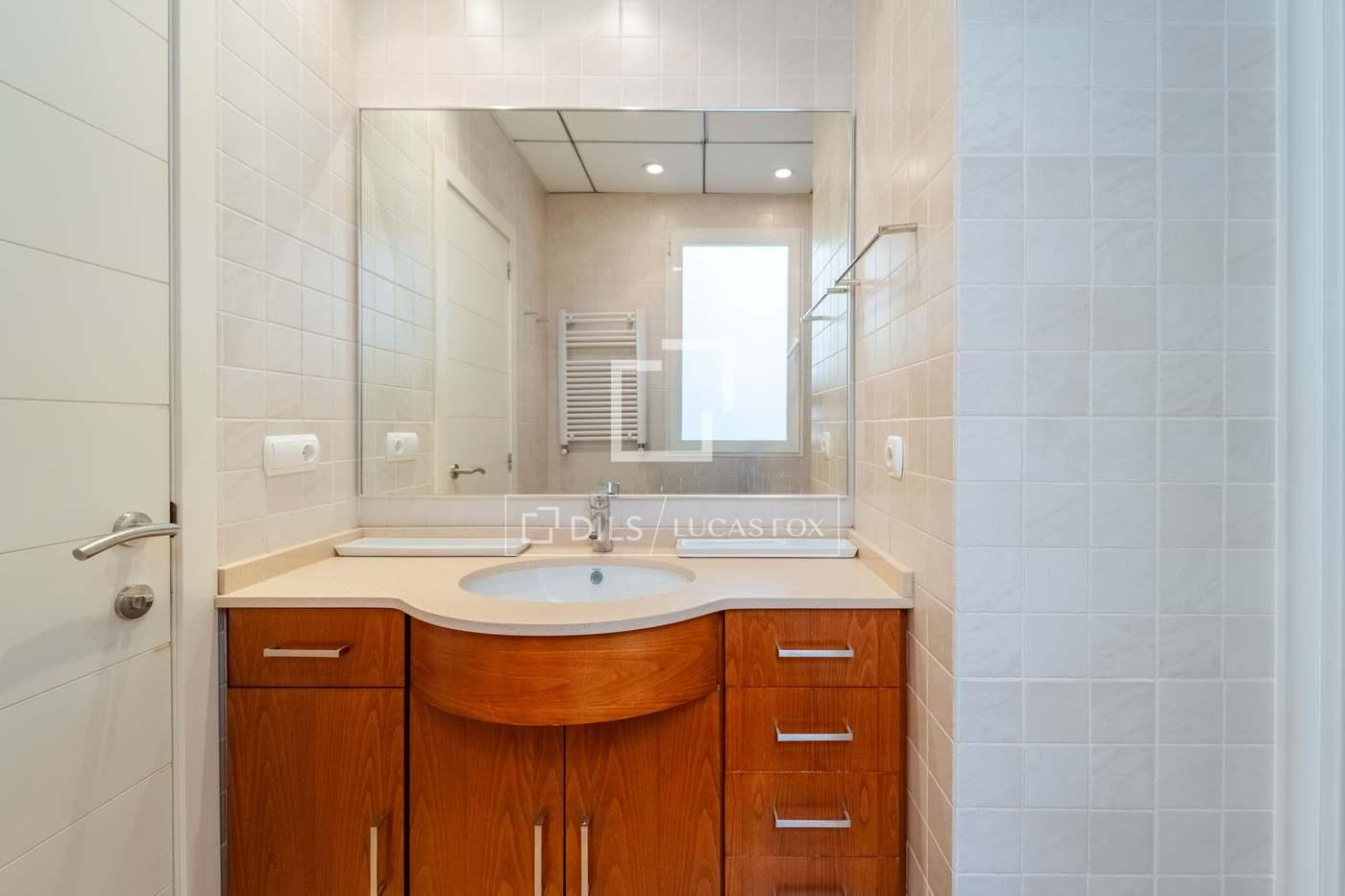 Apartment for Rent in Valencia