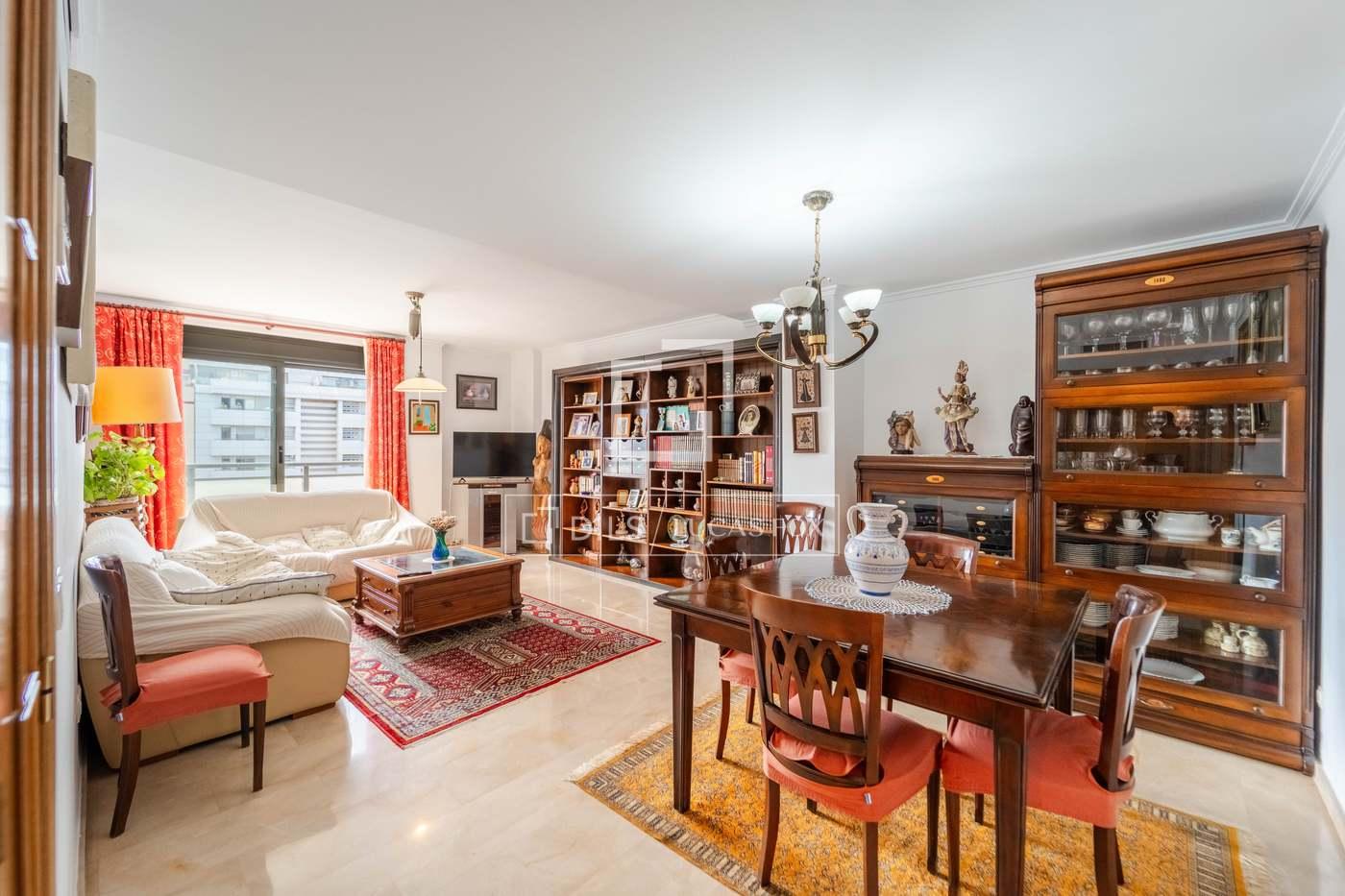 Apartment for Sale in Valencia