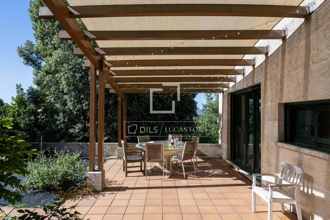 House for Sale in Poio