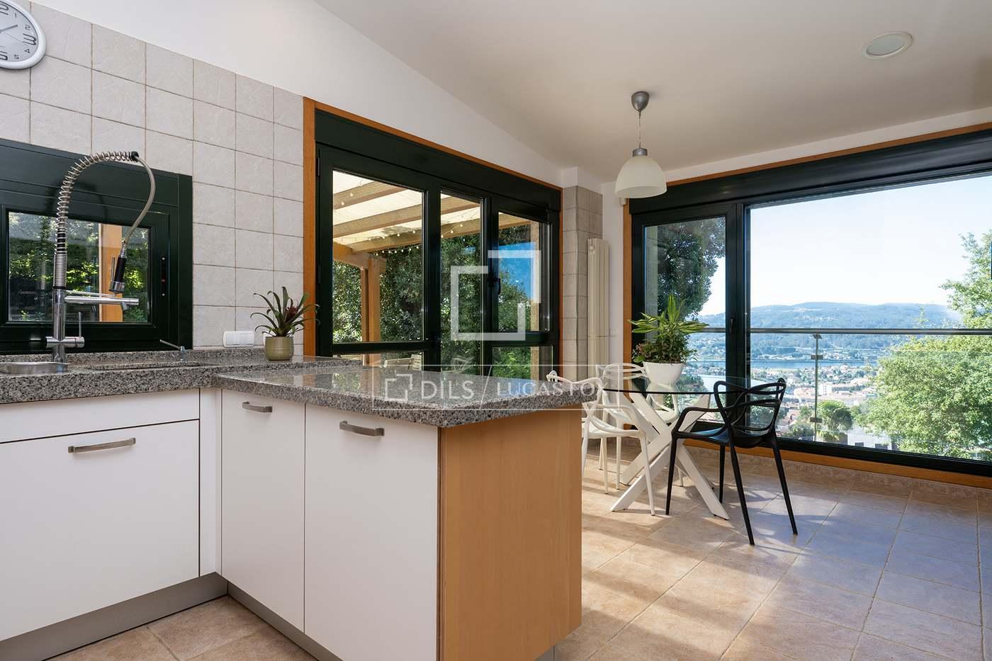 House for Sale in Poio