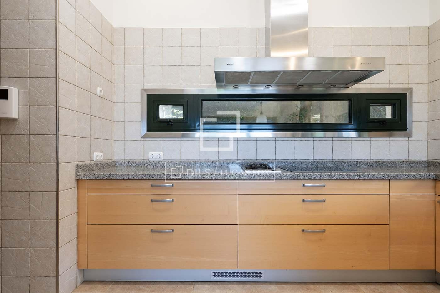 House for Sale in Poio