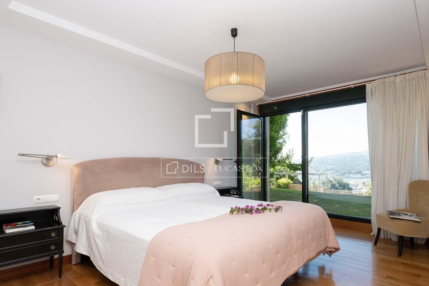 House for Sale in Poio
