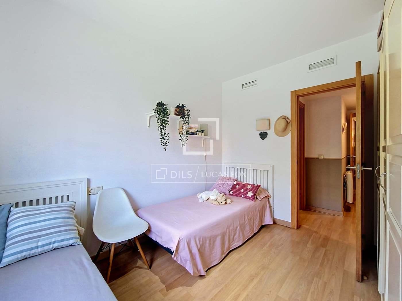 Apartment for Sale in Cubelles