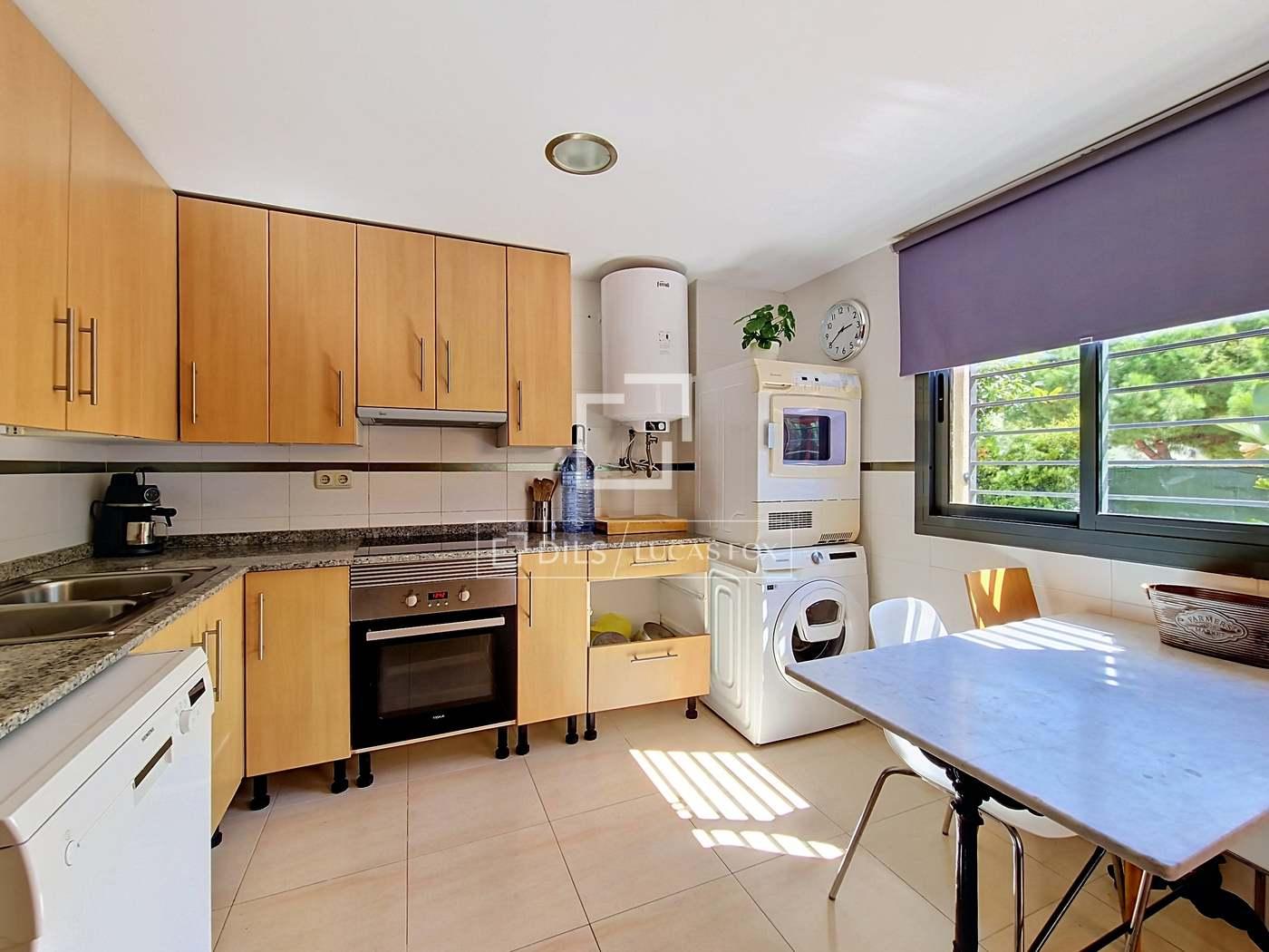 Apartment for Sale in Cubelles