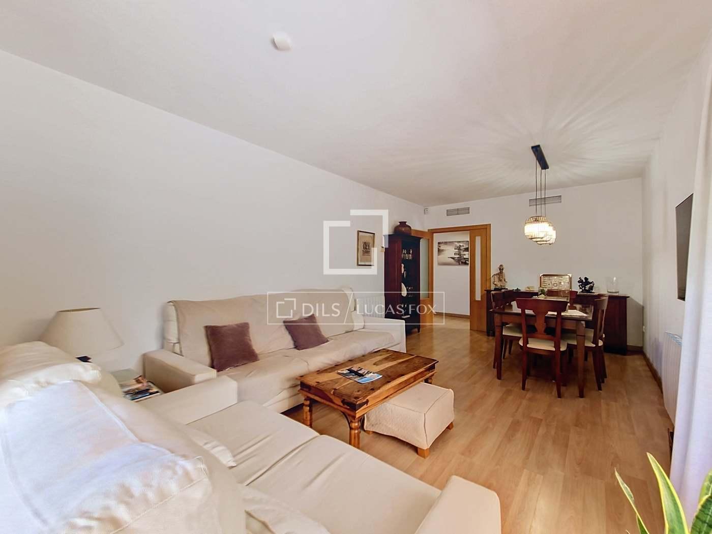 Apartment for Sale in Cubelles
