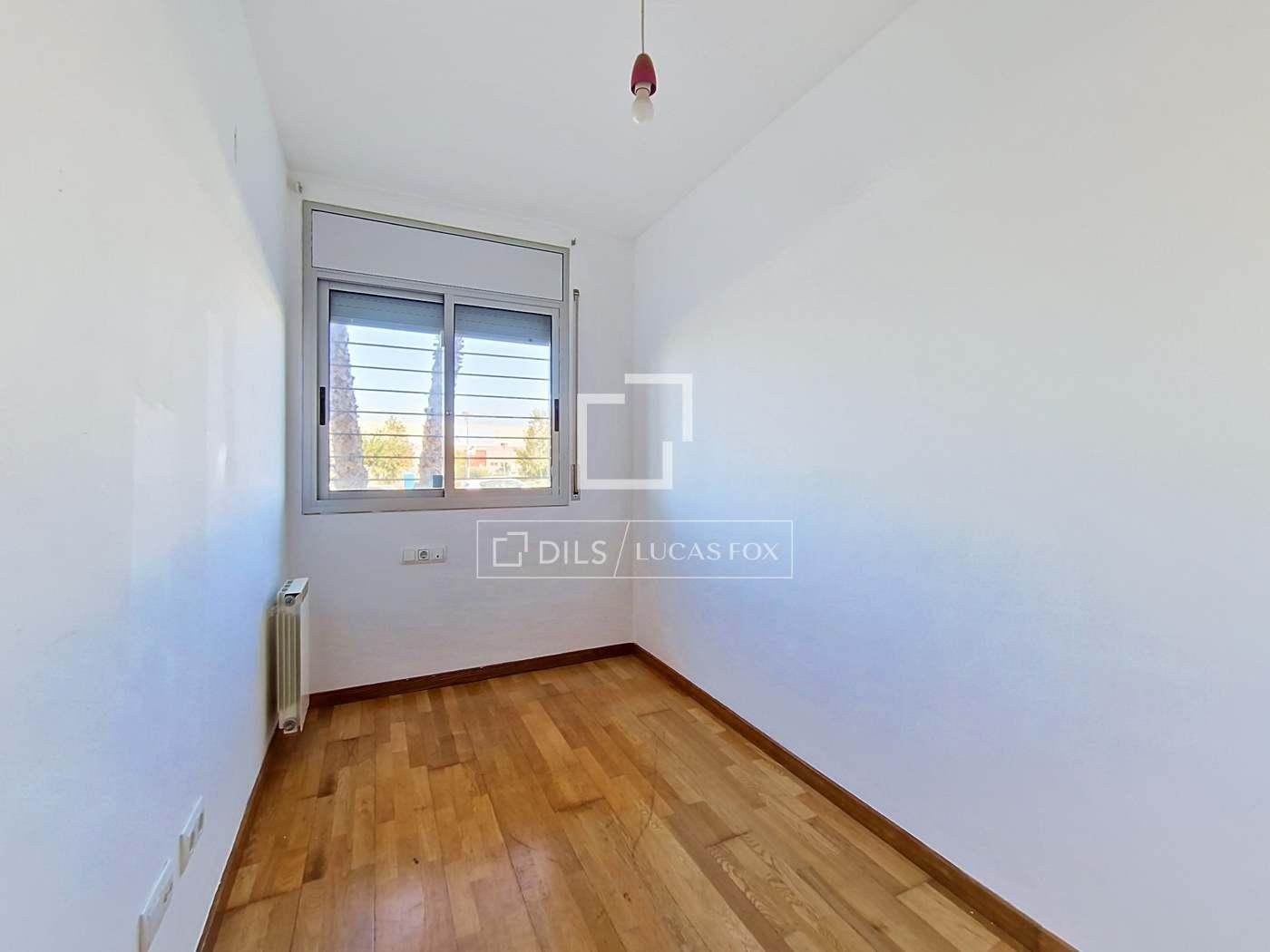 Apartment for Sale in Cubelles